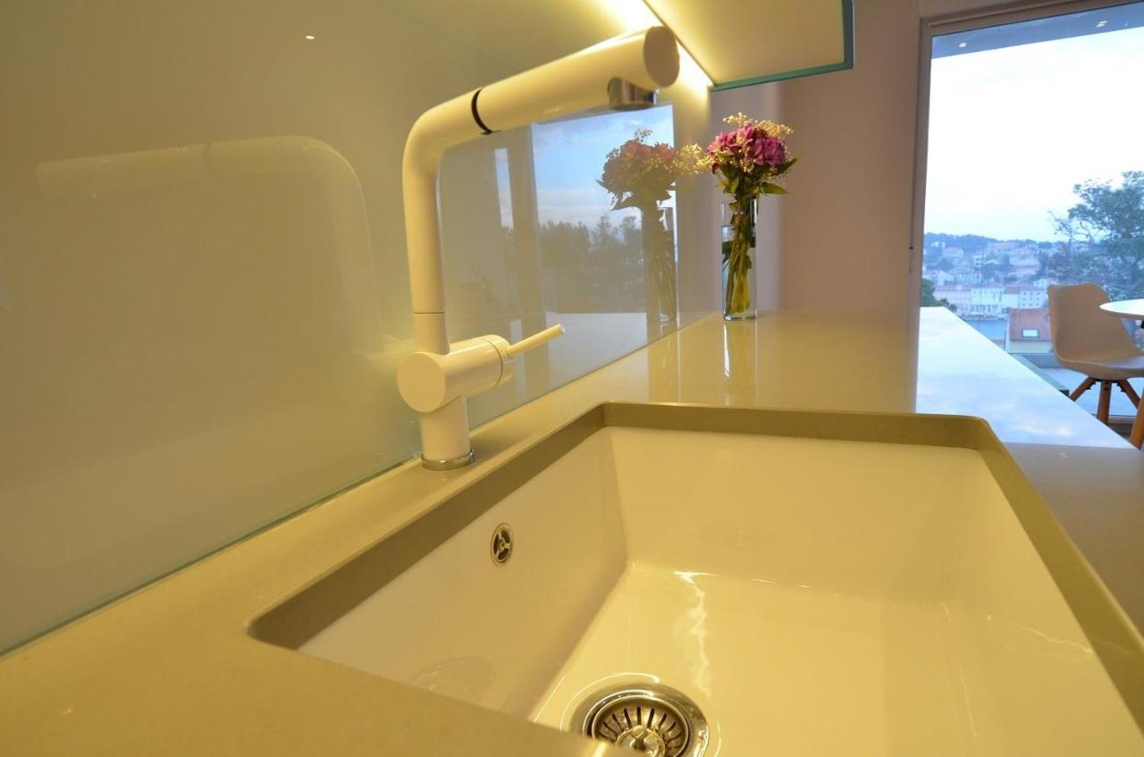 Beautiful View Apartment With Garage Space Mali Lošinj Exteriér fotografie